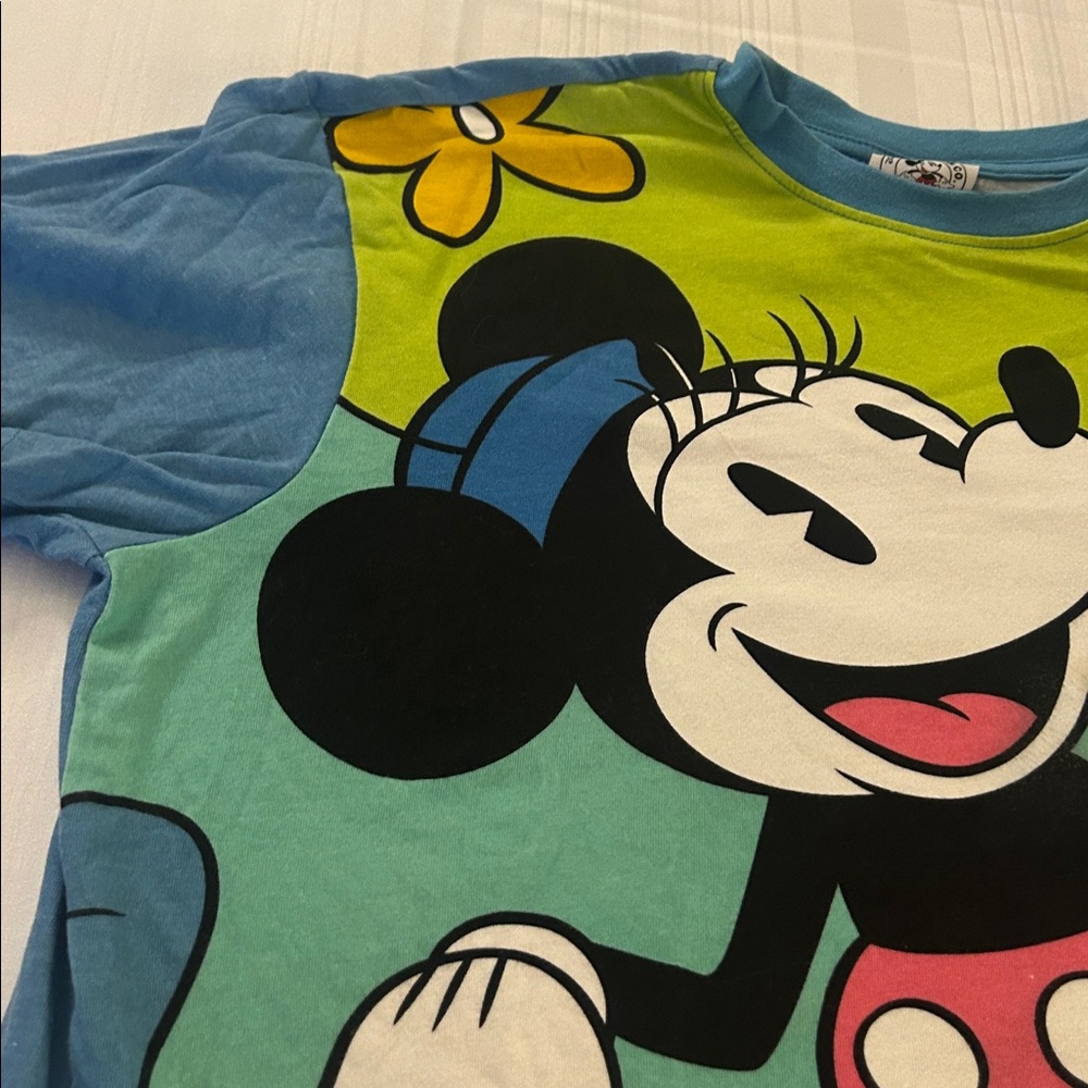 Disney store Japan Minnie Mouse tee - Picture 2 of 4